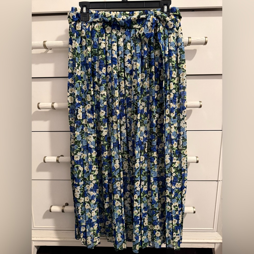 Joie Blue & White Floral Pleated Maxi Skirt